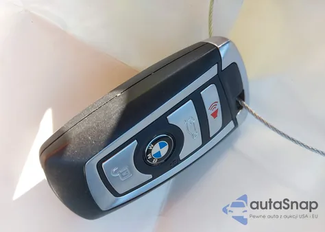 2013 BMW 740Li из США, поврежденный, VIN WBAYE4C59DDW22658